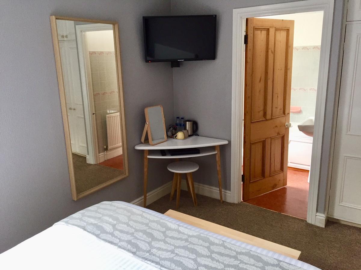 Channel Vista Guest House Combe Martin Εξωτερικό φωτογραφία